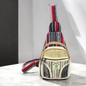 NWOT Himalayan 100% Hemp Crossbody bag